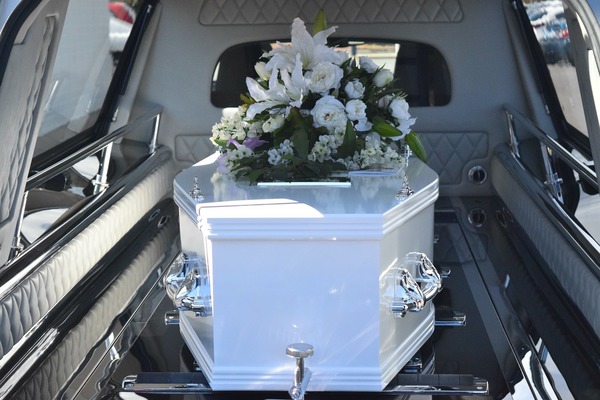 Funeraria en Valencia: cómo son los coches fúnebres